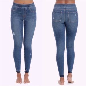 SPANX® Distressed ankle‎ Denim Skinny Jean EUC SIZE MEDIUM